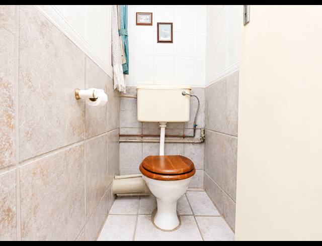 2.5 BEDROOM APARTMENT FOR SALE IN MORNINGSIDE